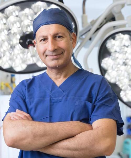 Dr Ali Zarrouk
